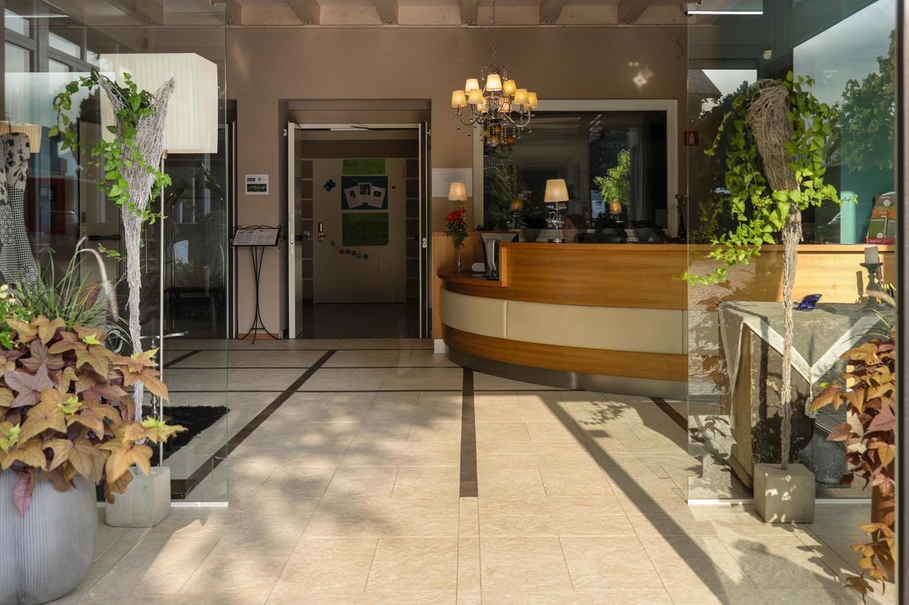 Hotel Weingarten Appiano Sulla Strada Del Vino Exterior foto